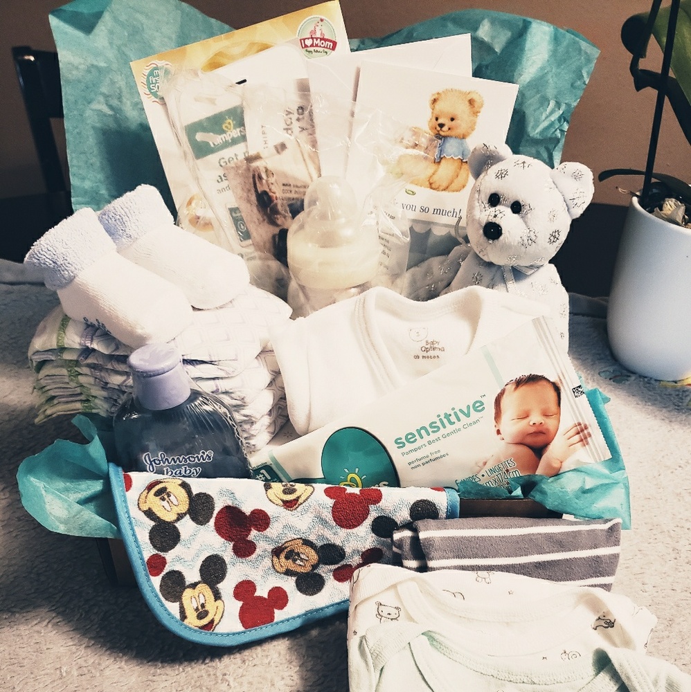 Comings soon!! Baby combos or baby bags
